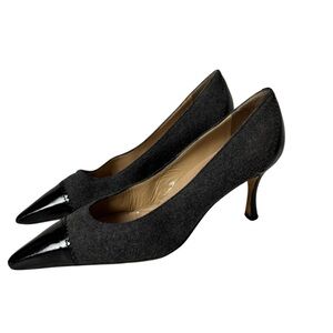Manolo Blahnik Gray Wool Heels W/ Black Patent Leather Trim, Size US 7 EU 37.